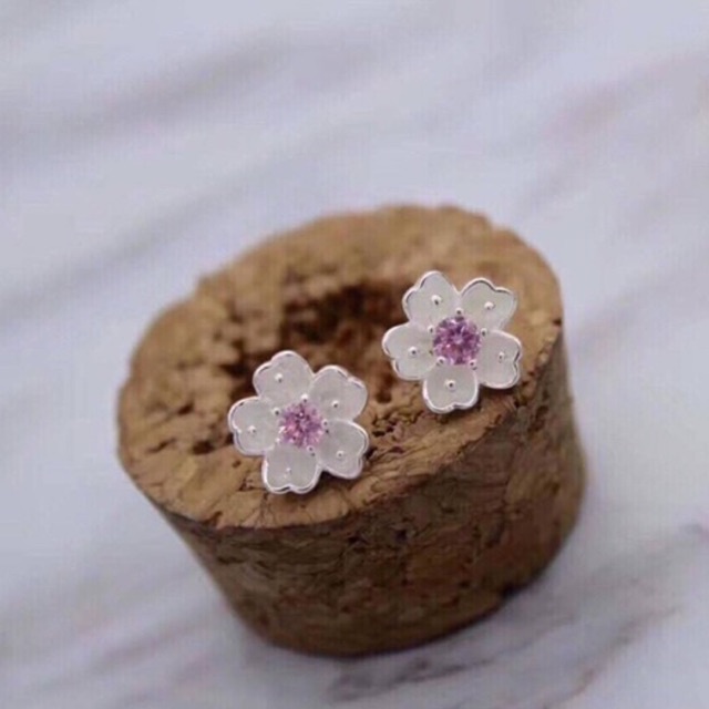 Bông tai nữ THJ - Bông tai hoa mai nhẹ nhàng , nữ tính chuẩn bạc ta