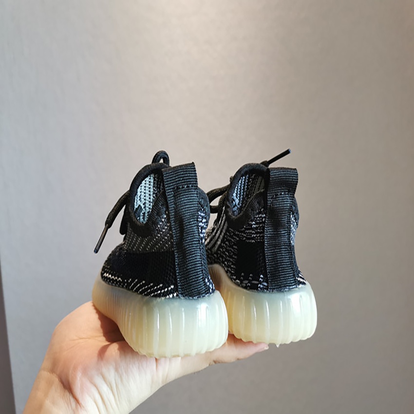 Giày thể thao bé trai để xốp mềm YEEZYY tháng mát , giày bé trai 3-6 tuổi