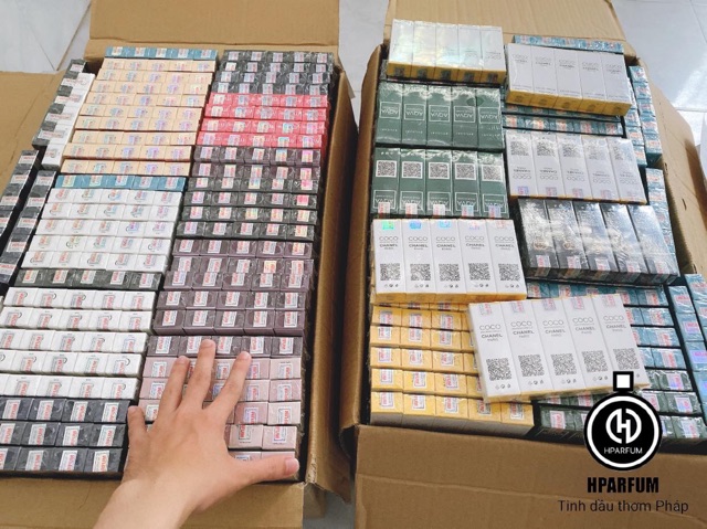 Tinh dầu nước hoa Pháp - Dạng lăn siêu tiết kiệm 12ml | BigBuy360 - bigbuy360.vn