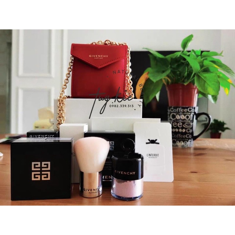 Túi Đeo Chéo Gi.venchy Red Pouch 2021