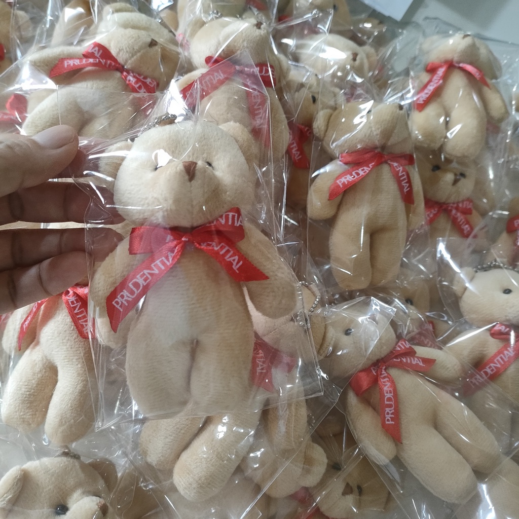 Móc khóa gấu bông in logo bảo hiểm Prudential.