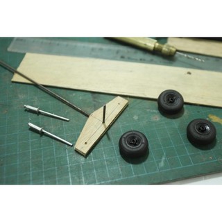 Thép càng đáp 2.5mm