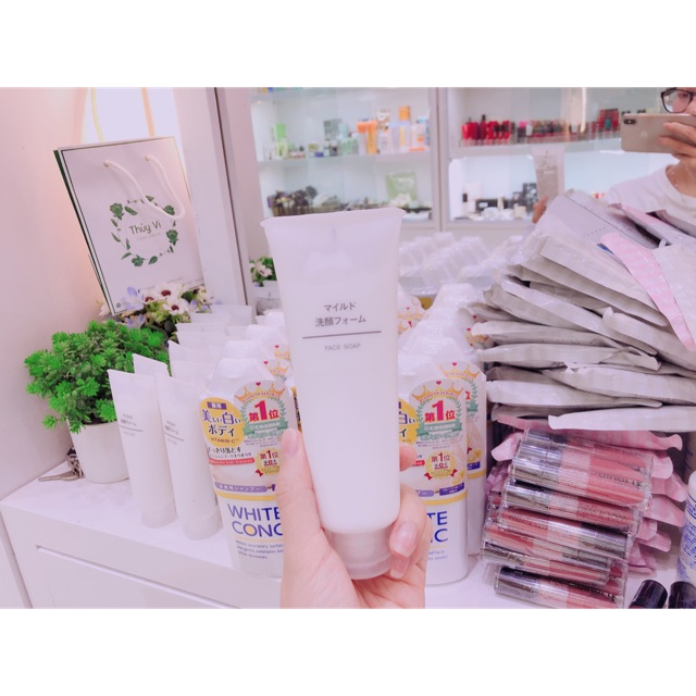 Sữa rửa mặt Muji face soap
