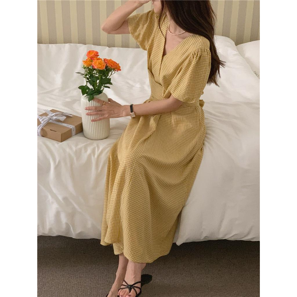 Đầm Ngắn Tay Cổ Chữ V Họa Tiết Ca Rô Ca Rô Thời Trang Pháp 52627