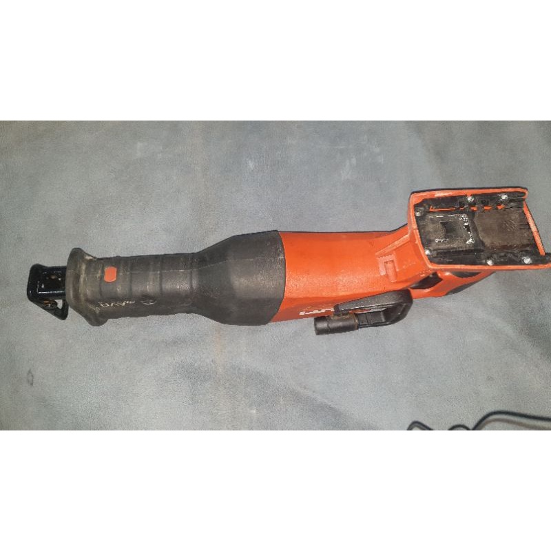 Cưa kiếm hilti không than BL 22V