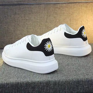 Giày Sneaker MC Queen Hoa Cúc Dây Lụa Cao Cấp Full Box Full Bill