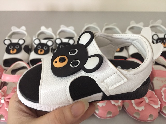 Sandal gấu