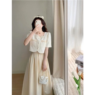 Set áo croptop viền bèo ngực túi đính nơ + Chân váy midi be tiểu thư