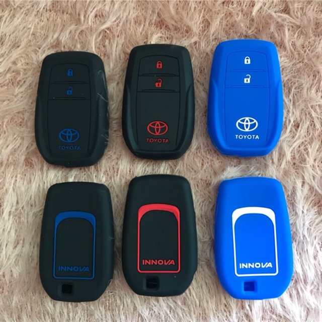 Bao Silicone bảo vệ chìa khoá thông minh Toyota innova