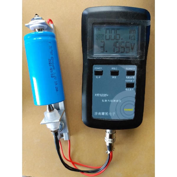 Cell pin Lifepo4 32700 3,2 v dung lượng hơn 6100 mAh, 2000 -2500 lần sạc xả