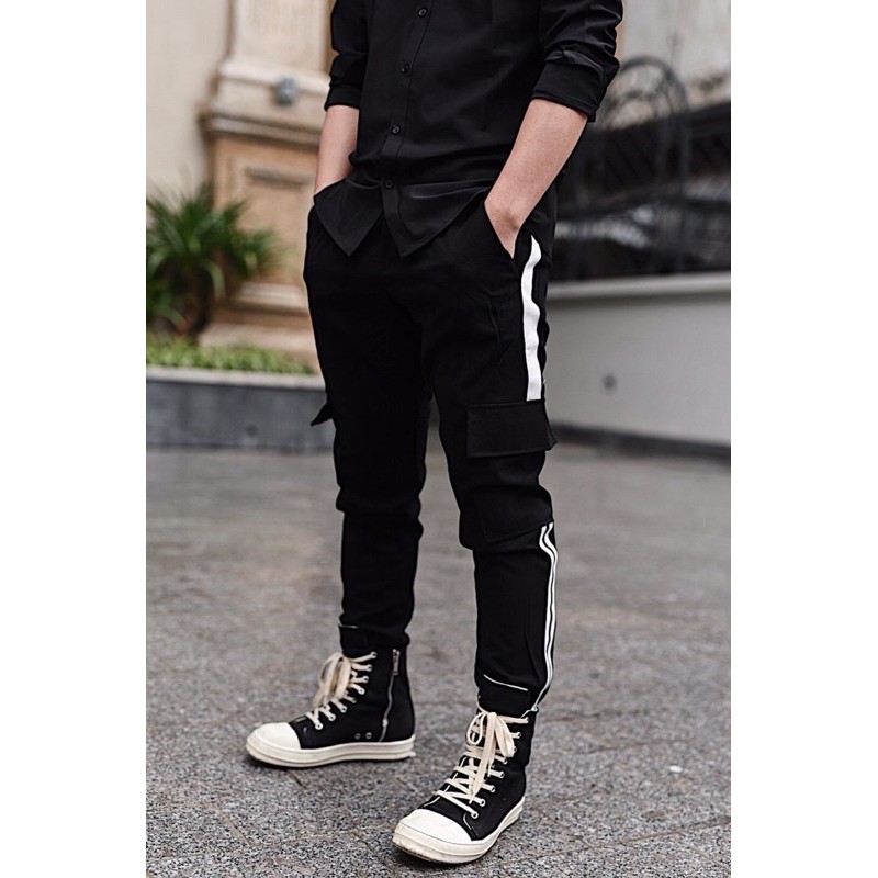 Quần Jogger Phối Sọc Trắng - Jogger nam Kaki - Size M - XL (45-76kg)
