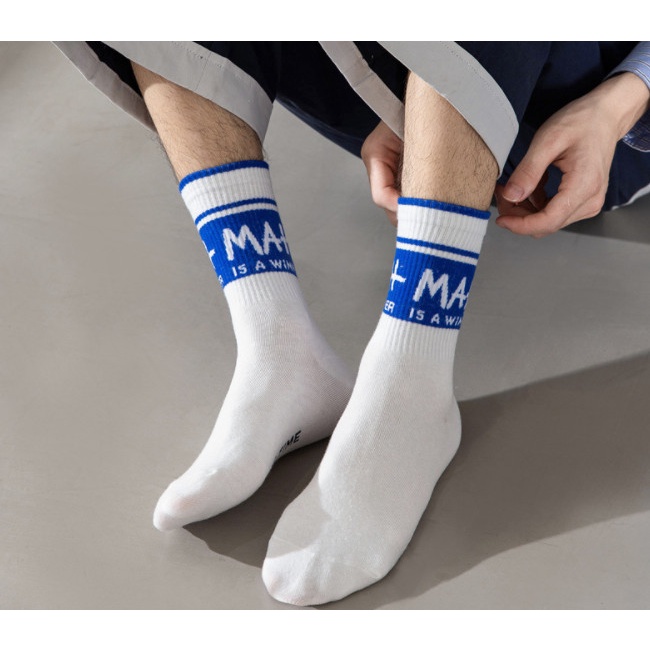 Vớ Tất thể thao cao cổ Nam Nữ nhiều màu phong cách trẻ trung, cá tính.