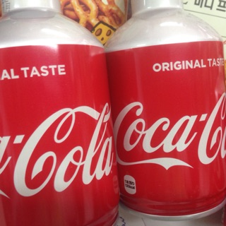 Coca chai Nhật 35k