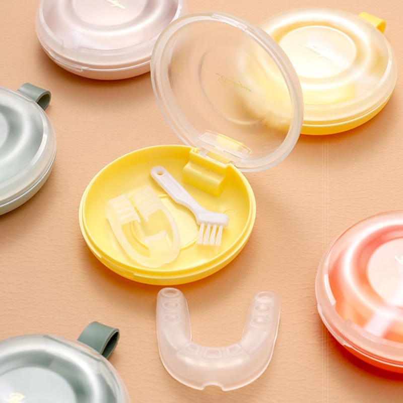 Hộp Đựng Răng Giả Vô Hình Di Động