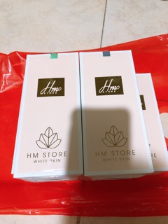 SỮA TẮM DƯỠNG THỂ HM STORE