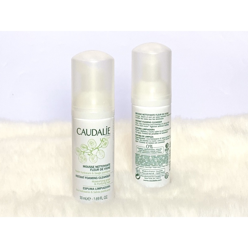 Sữa rửa mặt bọt Caudalie