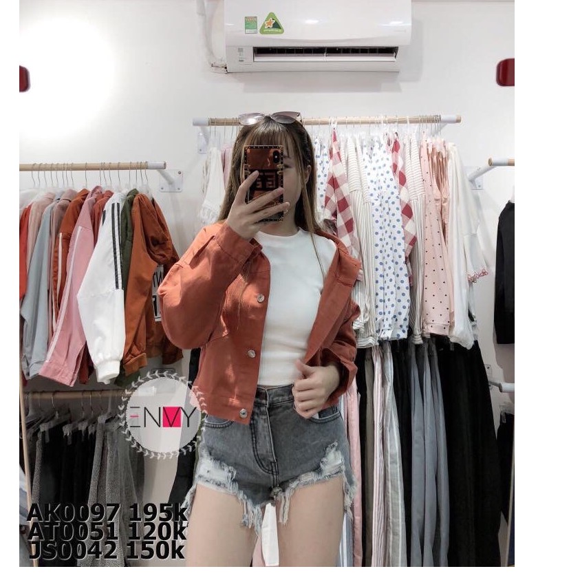 ÁO KHOÁC JEAN NỮ PHỐI CÚC SAU LƯNG THỜI TRANG MÀU CAM  3303