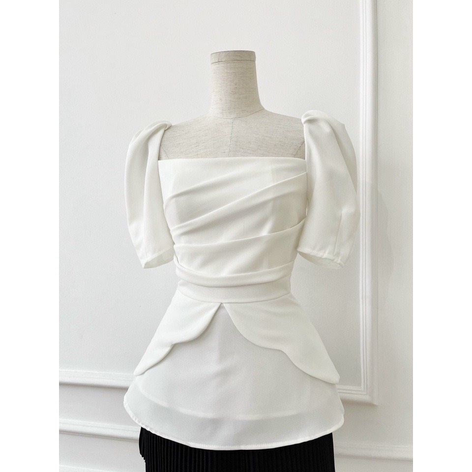 Áo xếp ngực tay phồng, cột nơ phía sau lưng, hàng thiết kế chất vải cotton tuyết dày dặn, Shella Top