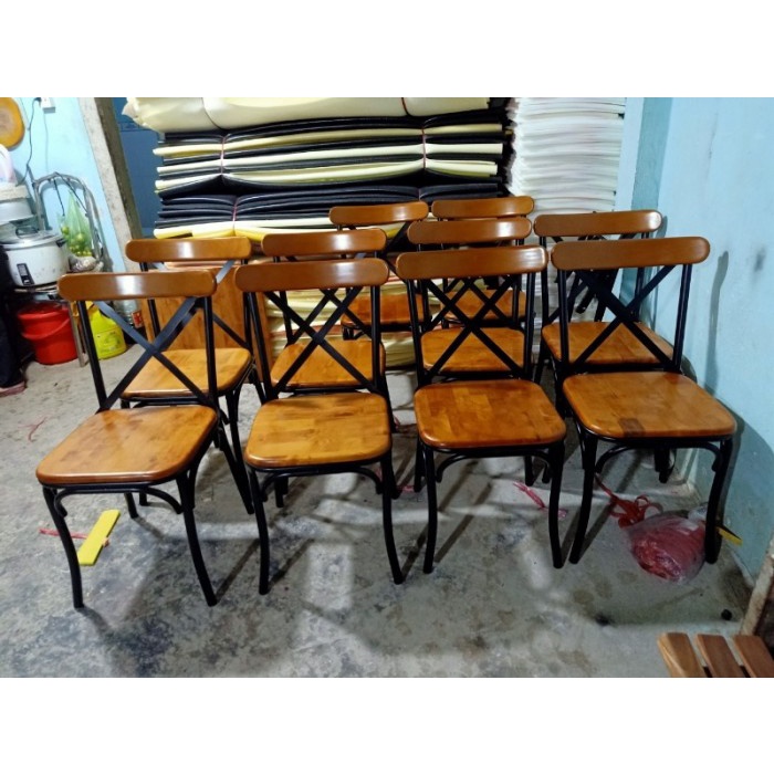 GHẾ CAFE CHỮ X-KHUNG SẮT MẶT GỖ