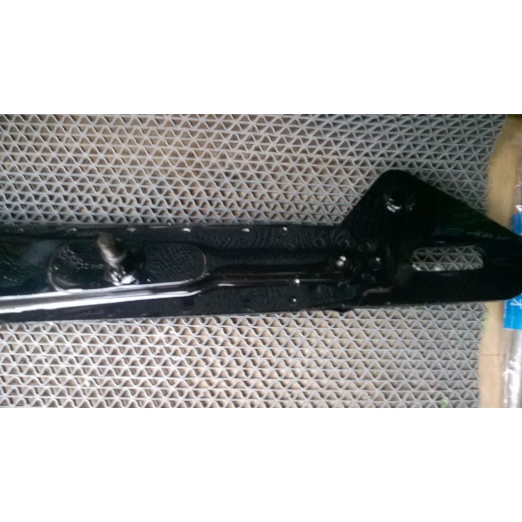 Gấp sau xe honda 67