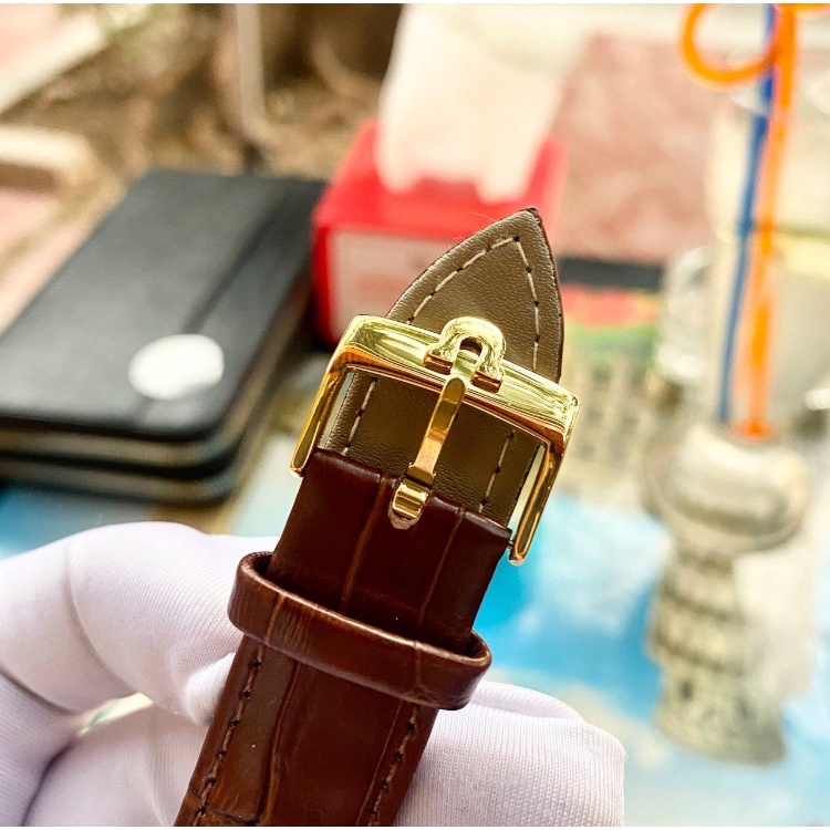 Đồng Hồ Pin NAM OME.GA OM055 Chống Xước, Chống Nước - TẶNG 1 Vòng Tỳ Hưu + 2 pin AG4