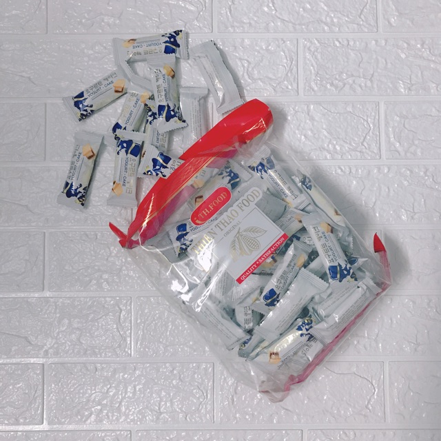 Combo 10 bánh xốp giòn nhân kem sữa chua | BigBuy360 - bigbuy360.vn