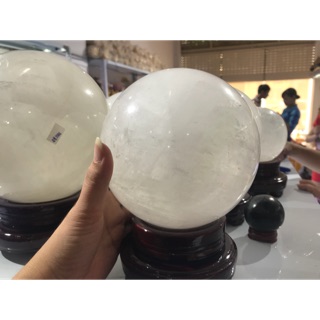 Cầu đá phong thủy trắng 2kg-12cm