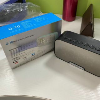 Loa Bluetooth kiêm đồng hồ thông minh Đồng Hồ Báo Thức G10 Thiết Kế Sang Trọng Tính Tế Có Thể Làm Trang Trí