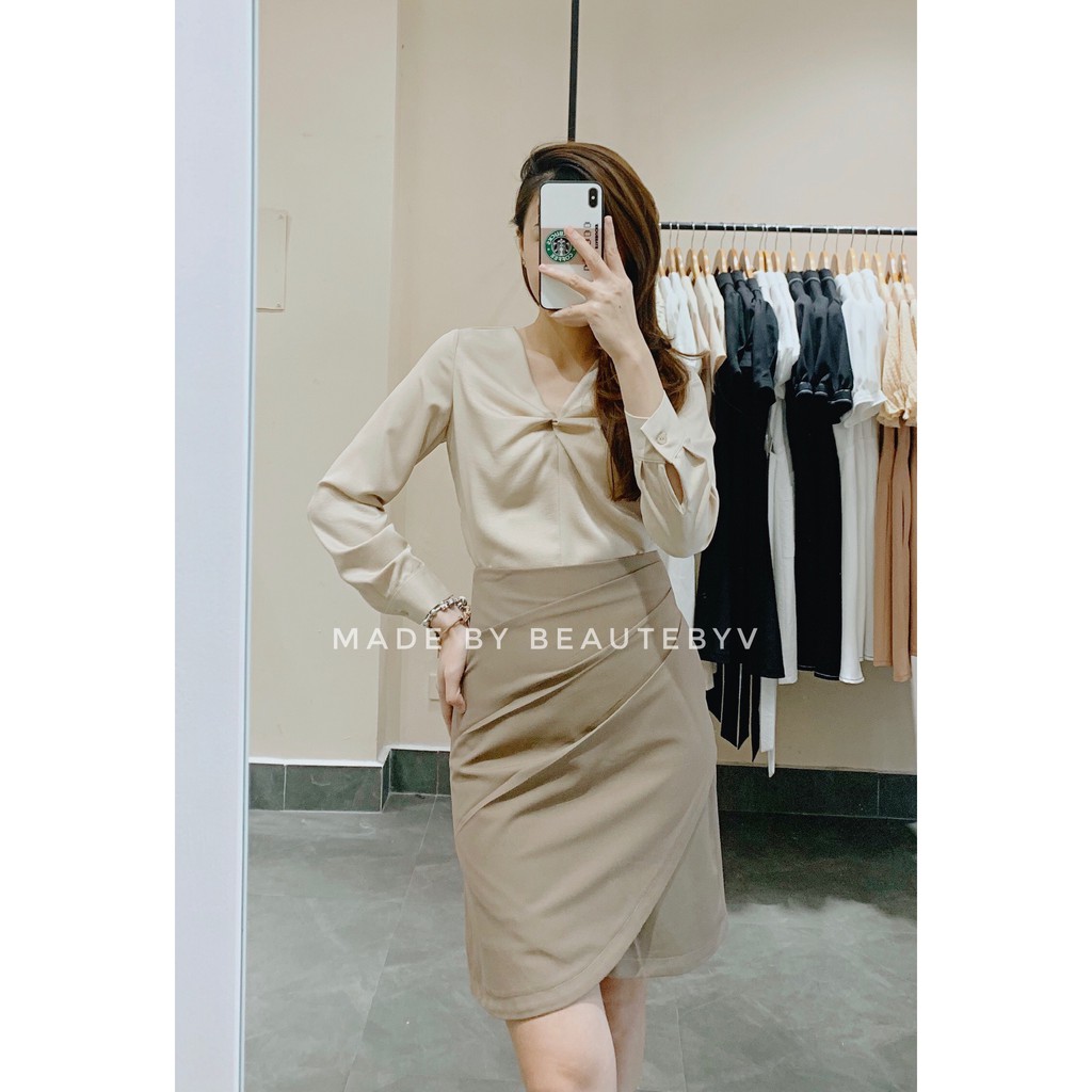 BEAUTEBYV - Chân váy xếp ly xéo Ivy