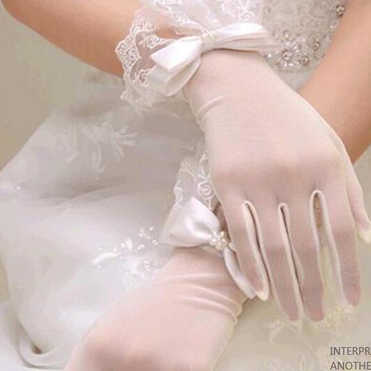 Găng tay cô dâu lụa mới đính nơ 2020