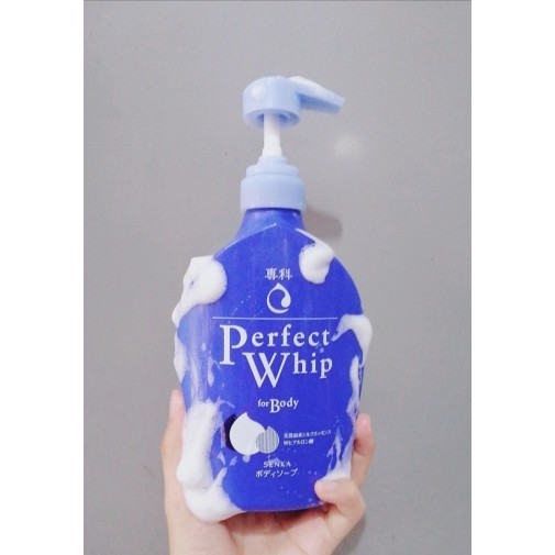 Sữa Tắm Senka Perfect Whip For Body 500ml Nhật Bản