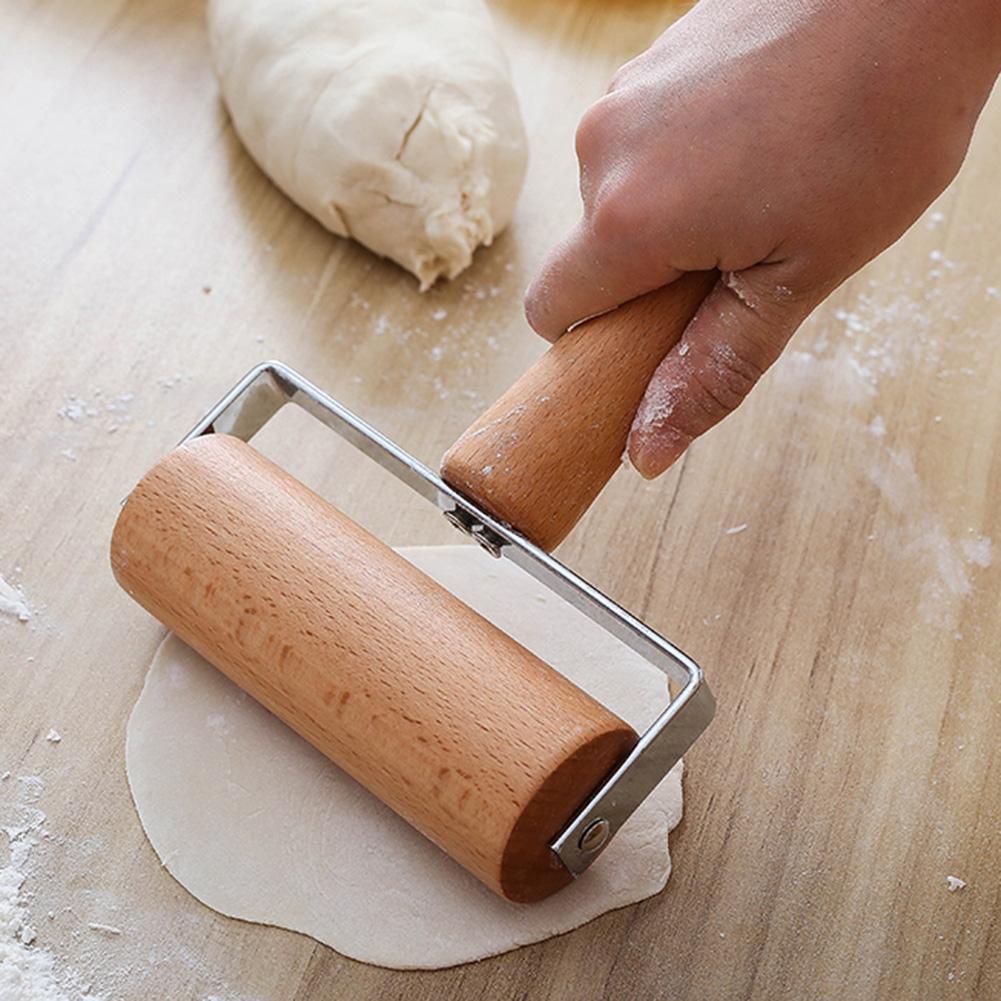Con Lăn Bột Làm Bánh Pizza Bằng Gỗ Tiện Dụng Cho Nhà Bếp