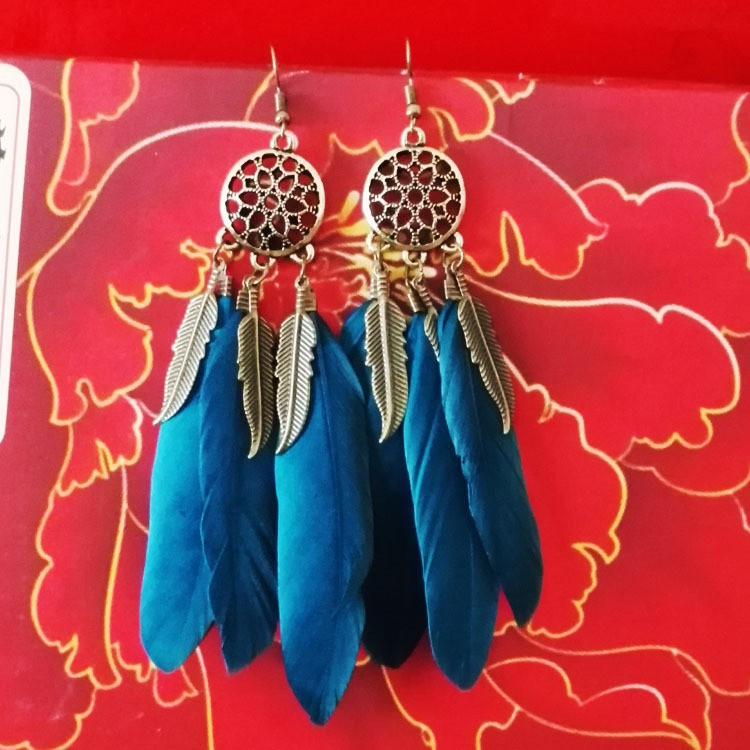 Hoa tai lông vũ phong cách vintage cho nữ