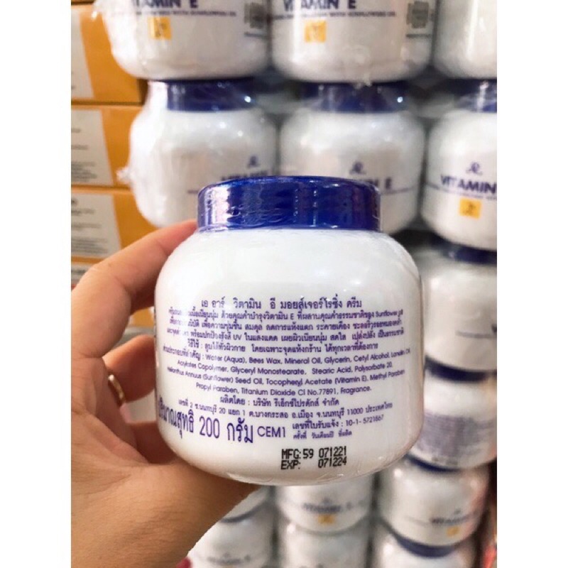 KEM VITAMIN E DƯỠNG ẨM THÁI LAN