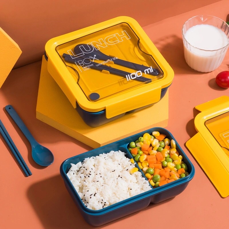 Hộp đựng cơm bento Lunch Box 1100ml phong cách Nhật có 4 khóa đóng kín tặng kèm thìa và đũa