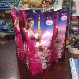 Nước Giặt Hiclass Túi 500ml Hồng/Tím