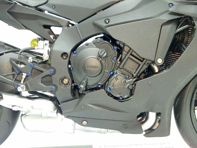 YAMAHA R1M ĐEN NHÁM 1/12 TAMIYA MÔ HÌNH XE MOTO ĐỘ