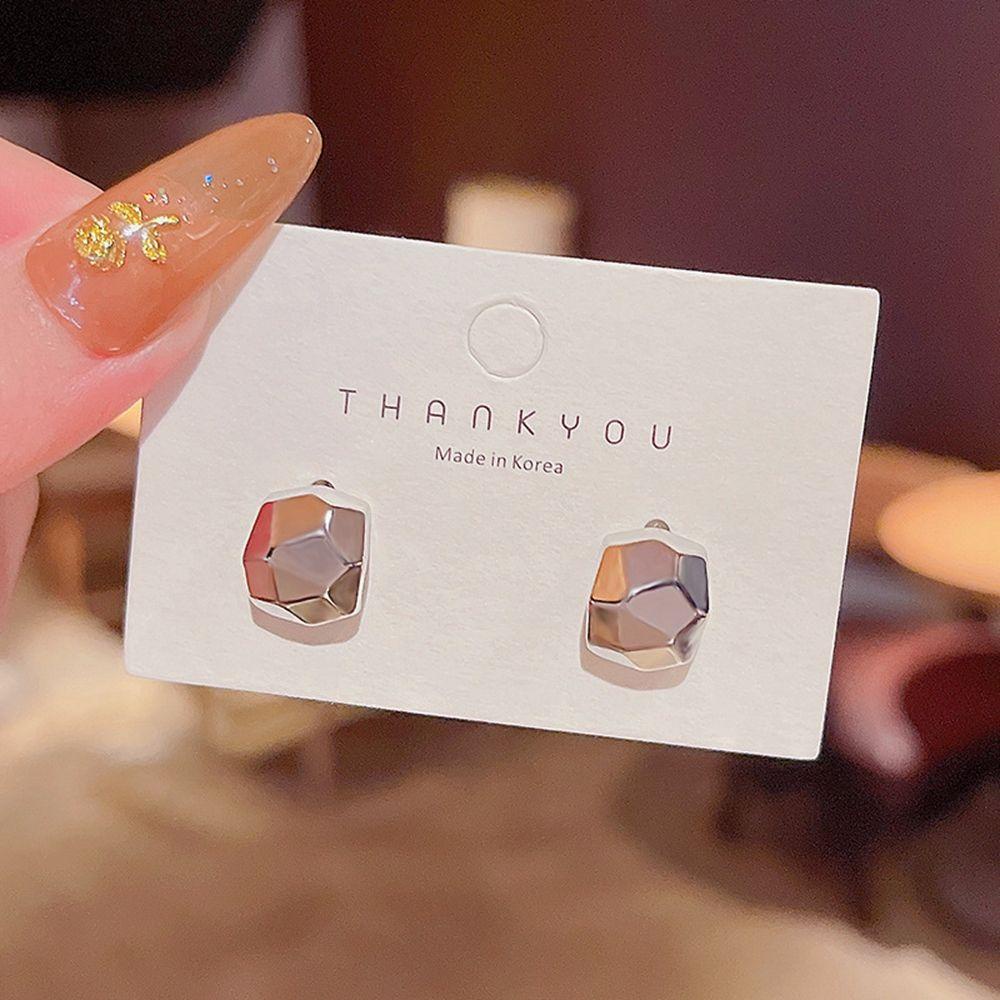 Mocho Khuyên Tai Hợp Kim Ba Chiều Hình Học Ba Chiều Phong Cách Pháp Ngọt Ngào Tinh Tế Cho Nữ