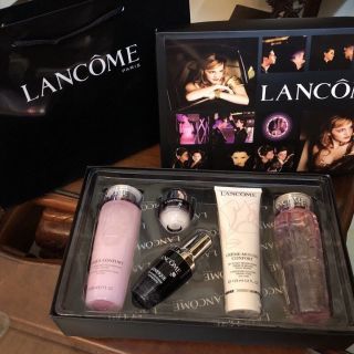 Sét dưỡng da cao cấp lancom