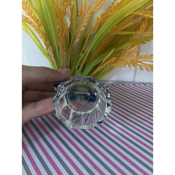 Pha lê mẹ ban ơn hình giọt nước - Tượng công giáo