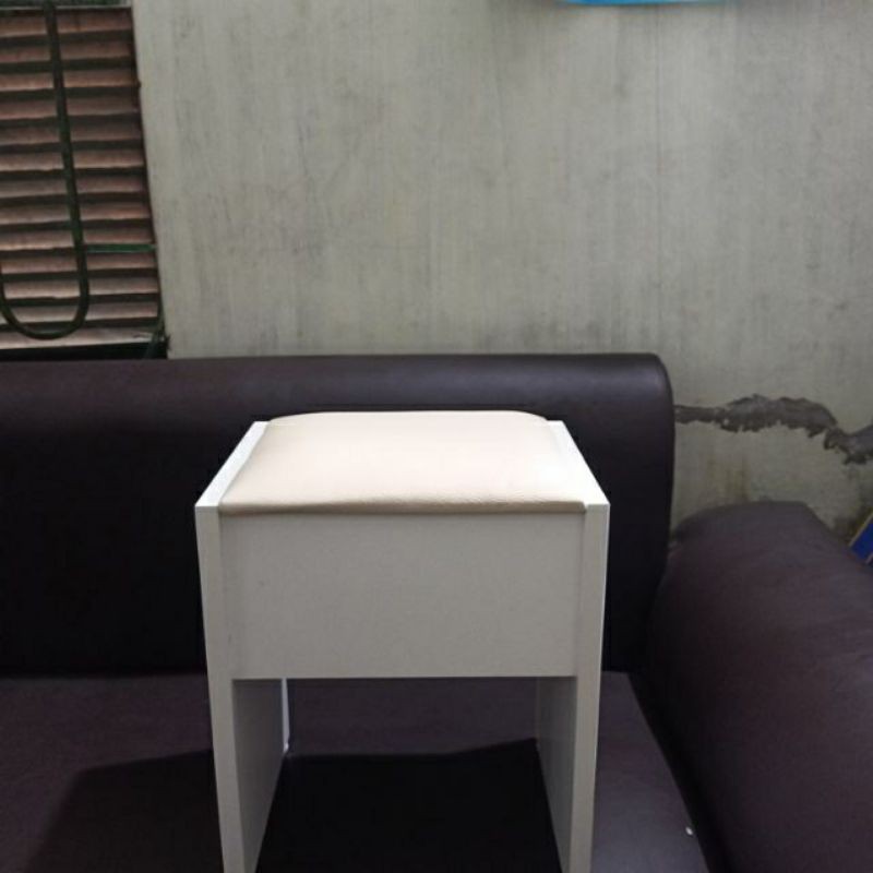 GHẾ ĐÔN BÀN TRANG ĐIỂM