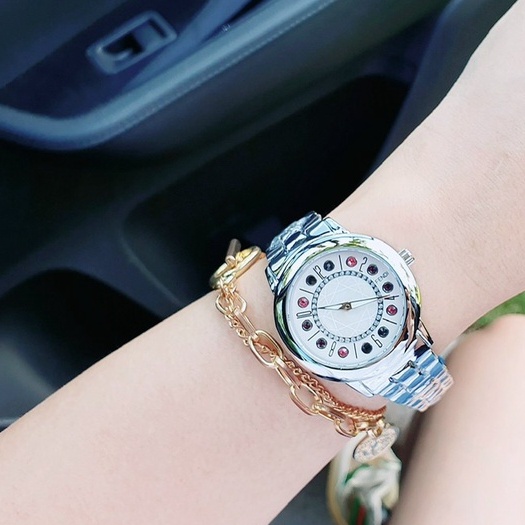 Đồng hồ nữ fendi dây thép , đính đá , size 30mm