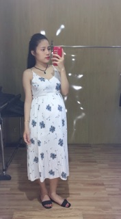 Váy lanh và maxi trắng