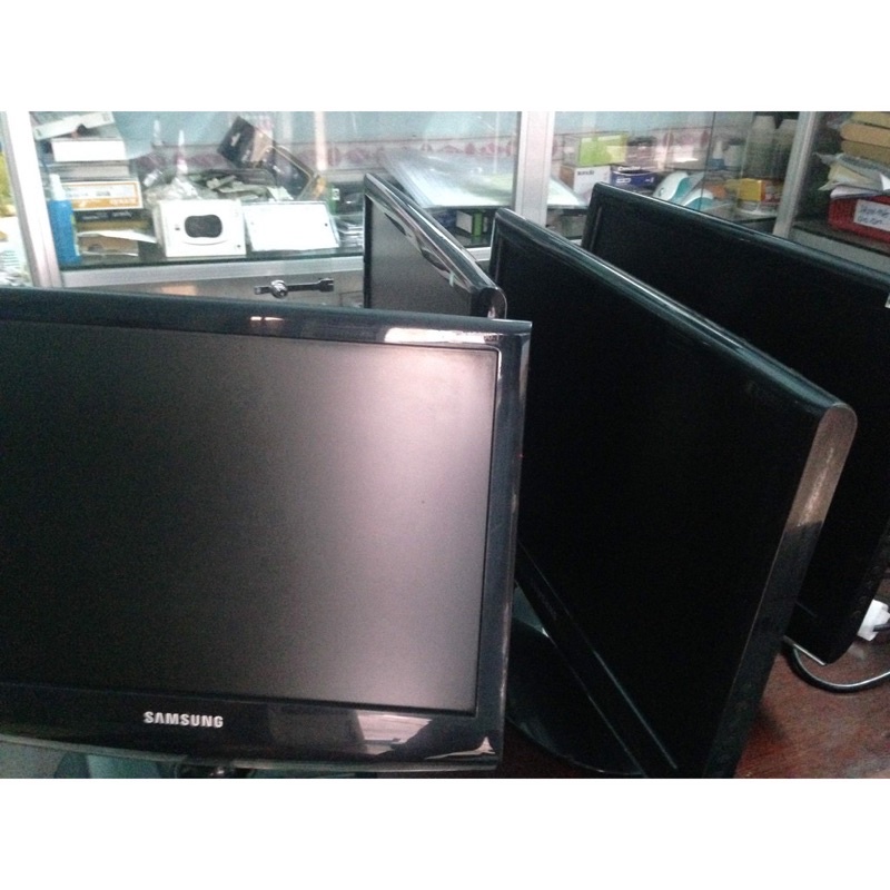 Màn hình Samsung 17inch vuông thanh lý hình ảnh hiển thị đẹp