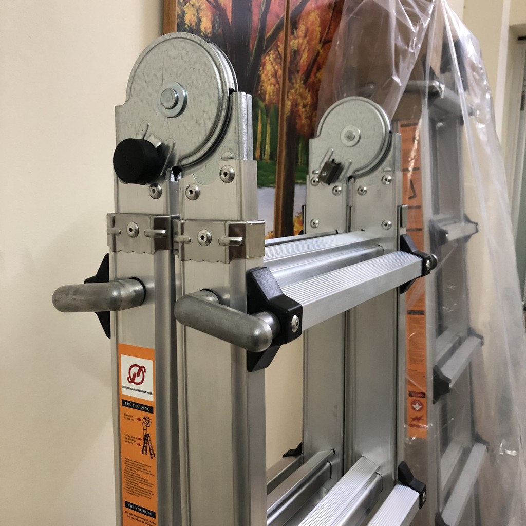 Thang gấp đa năng Hyundai Hàn Quốc LS-44 - BH 24 tháng - mở tối đa 4,5m. Thang rút lồng chữ A 2.15m