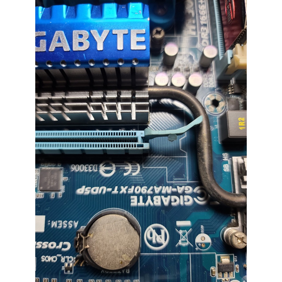 Main GA-MA790FXT-UD5P - bảo hành 3 tháng - có 2 cổng Lan 1gb/s