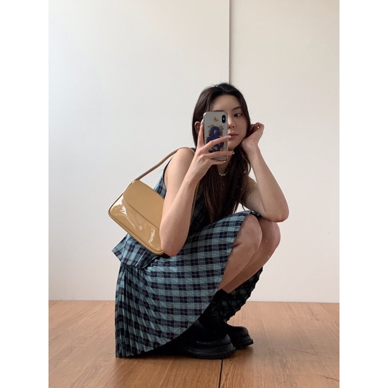 Set áo và chân váy xếp li | BigBuy360 - bigbuy360.vn