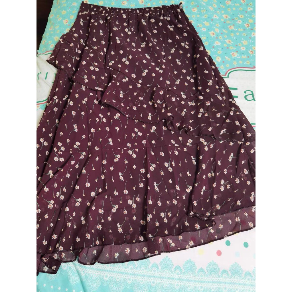 Chân váy đen voan midi dáng dài vạt chéo họa tiết sao Ulzzang