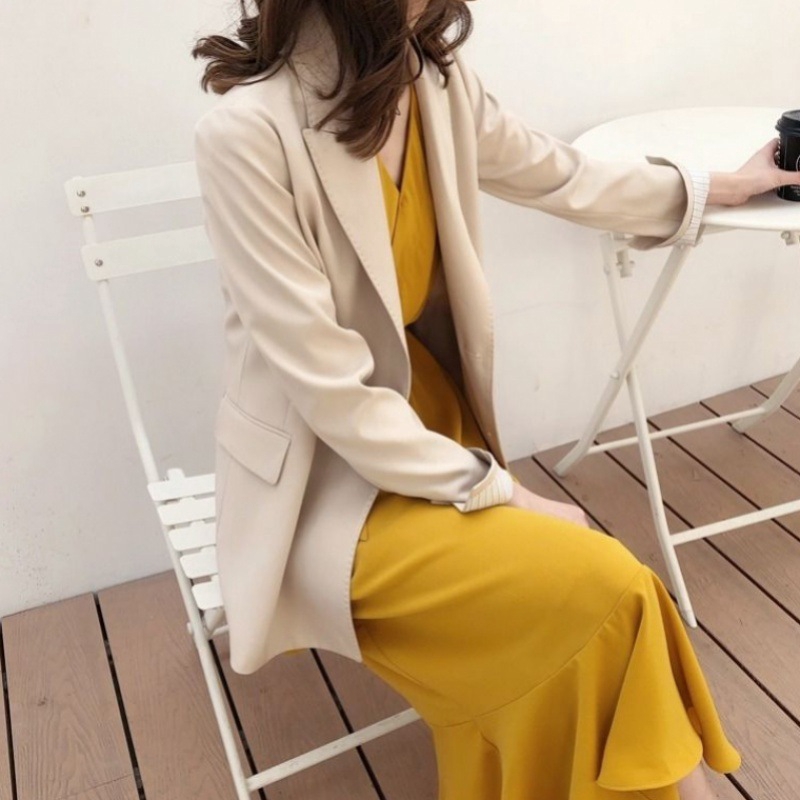 👗Ready Stock👗Spring and Summer Women V-neck Dress French Temperament Middle Waist Ruffled Skirt | BigBuy360 - bigbuy360.vn