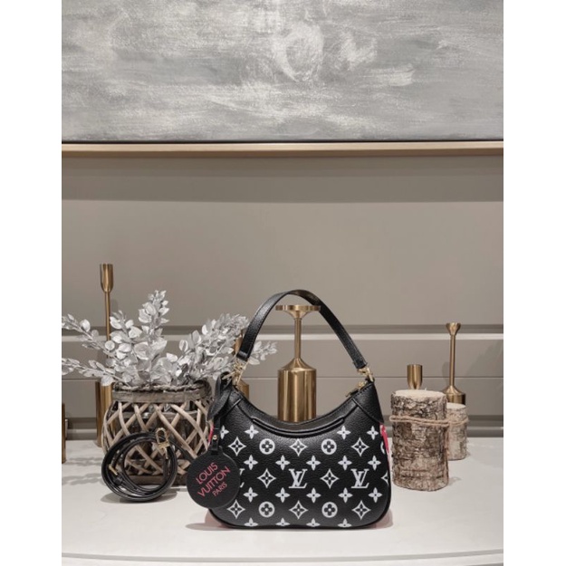 ❌LV BAGATELLE bag super new 2022